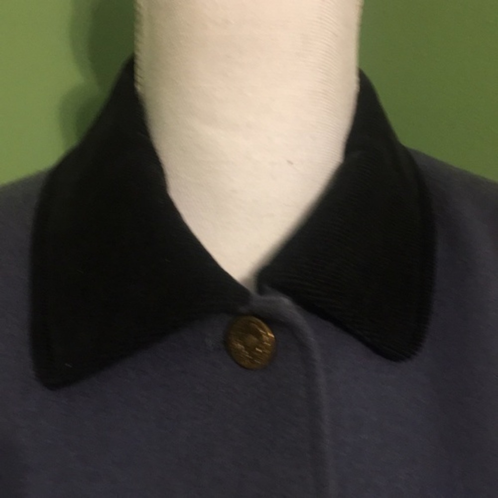 SAINT LAURENT purple coat with black corduroy cuffs and collar - Picture 2 of 9